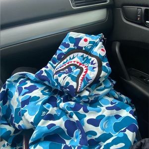 It comes with your bag and labels